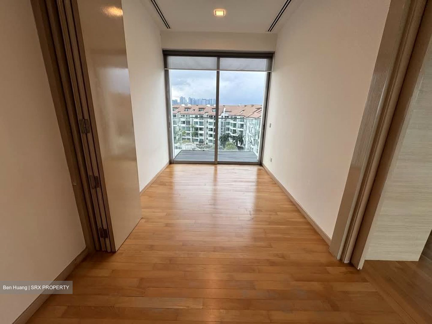 The Azure (D4), Condominium #586186321